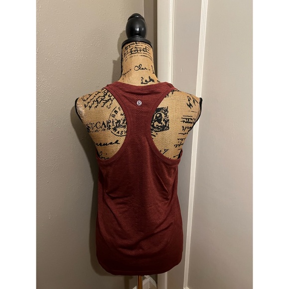 Lululemon Swiftly Tech Racerback 2.0 - Picture 4 of 6